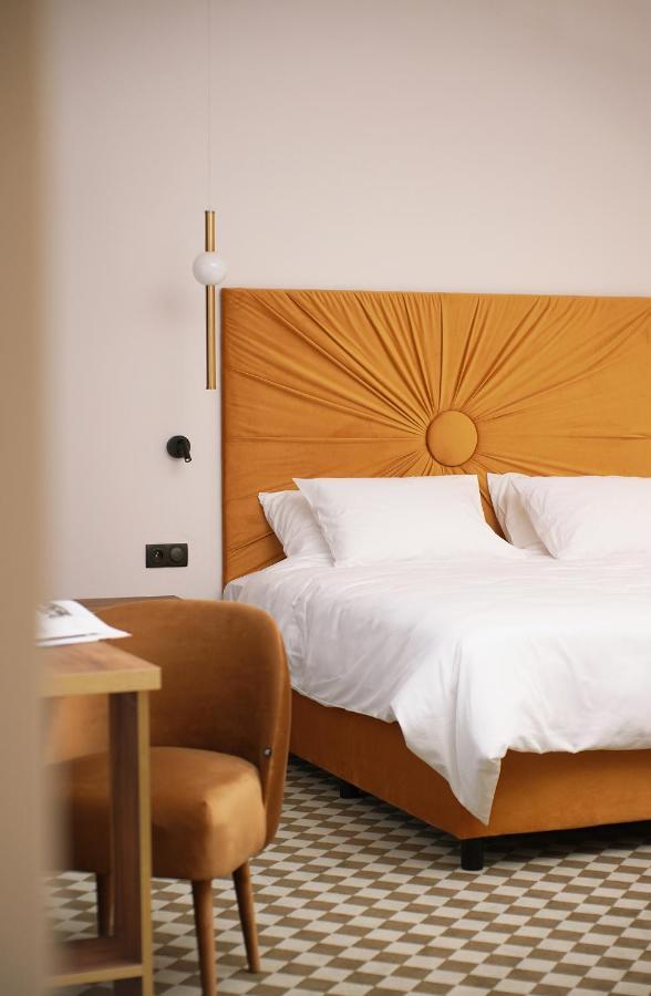 לודז' Hotel Pietryna מראה חיצוני תמונה