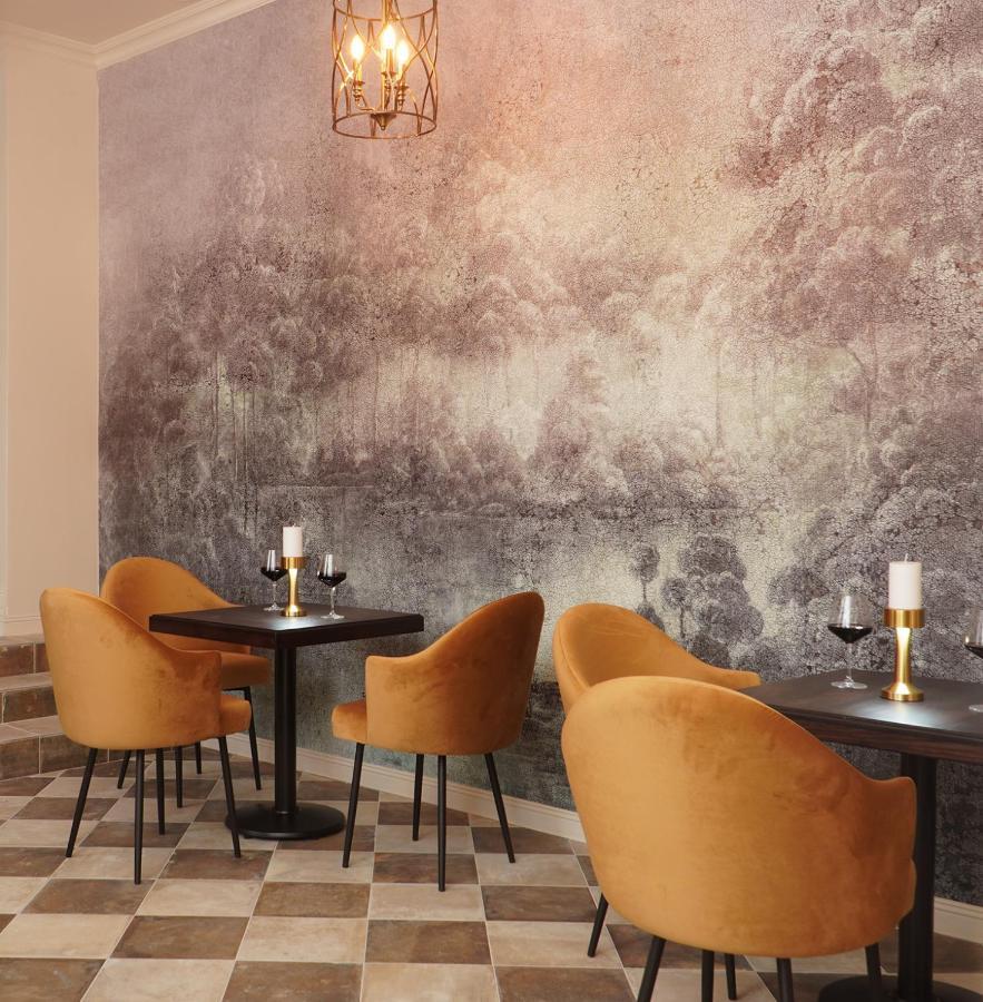 לודז' Hotel Pietryna מראה חיצוני תמונה