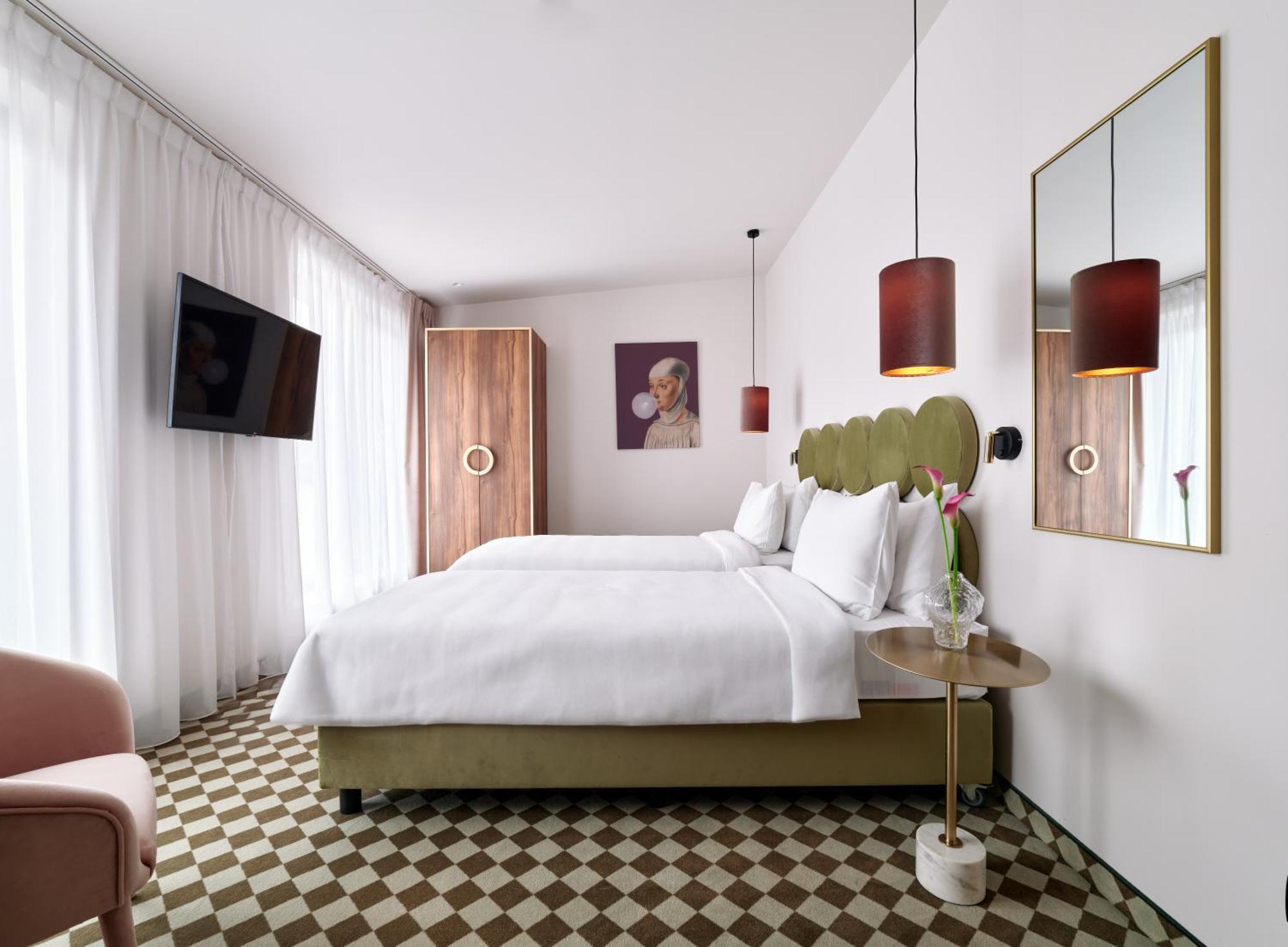 לודז' Hotel Pietryna מראה חיצוני תמונה