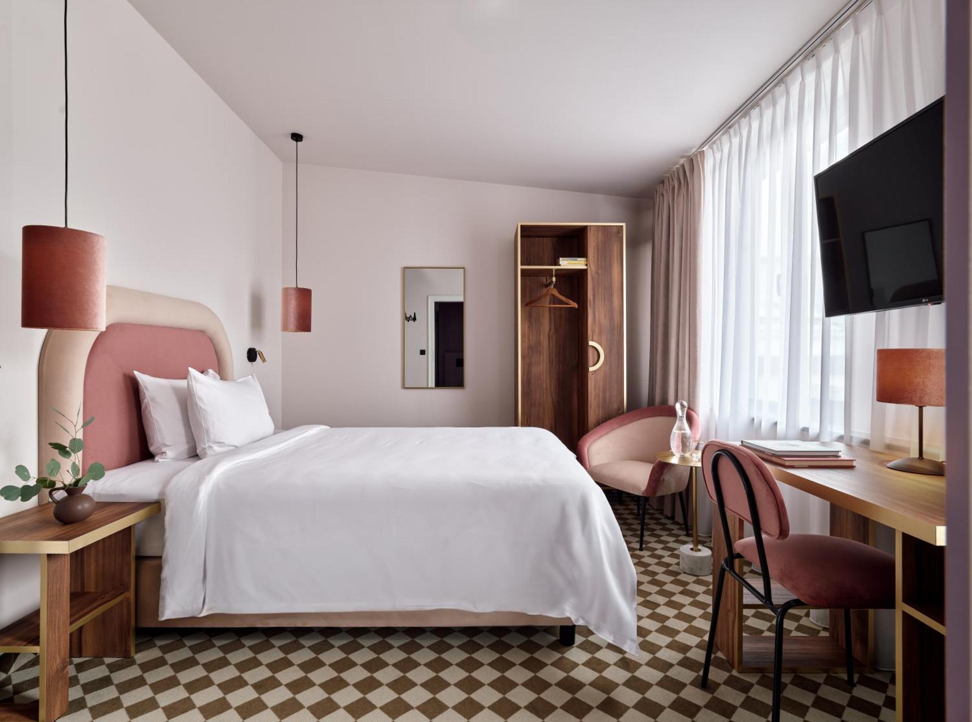לודז' Hotel Pietryna מראה חיצוני תמונה